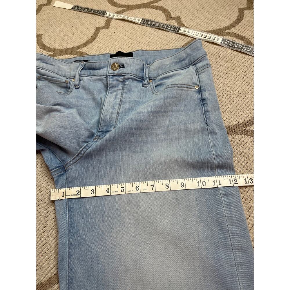 White House Black Market High-Rise Wide Leg Cuff Cropped Jean, size 8 - Picture 6 of 16